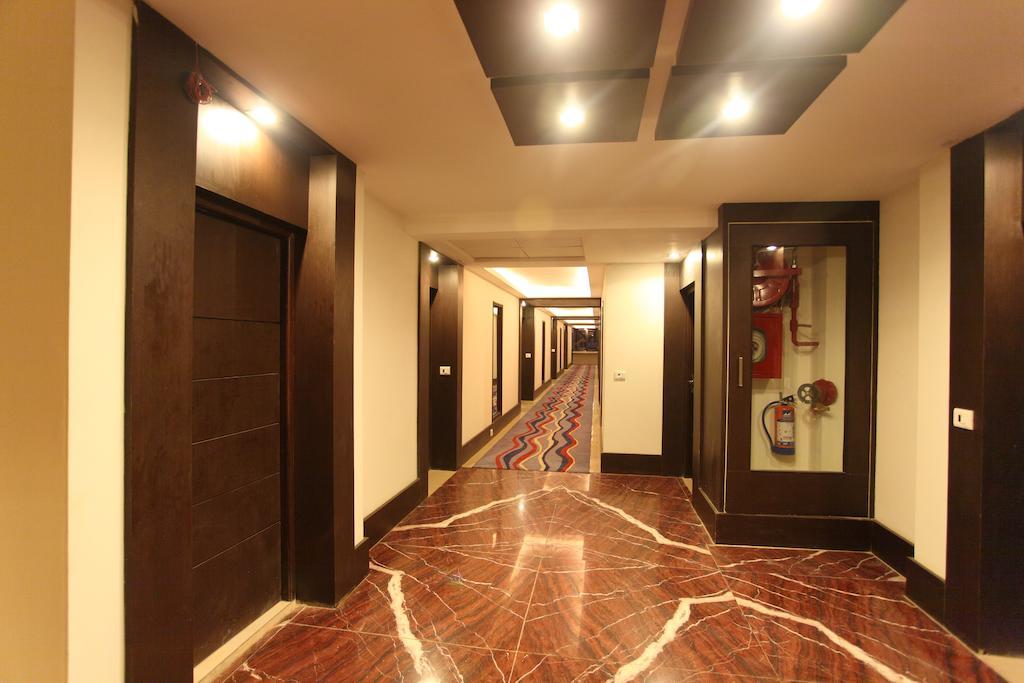 Hotel Surya Plaza Kota  Eksteriør billede